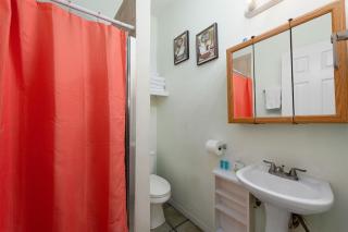 Casa Caracol C - Walk to the Beach! - 8