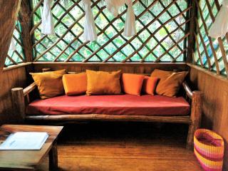 El Hotelito Perdido - Rio Dulce - 2