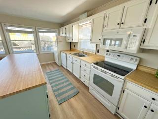 N6913- Heidaway (Formerly Devlin's Roost) - 2