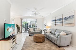 Desired Pelican Landing First Floor Coach Home - Bonita Springs - 9