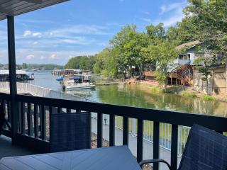 STAIRS OPTIONAL! Lakefront! Pool! On Water! Convenient Fishing! - Osage Beach - 8