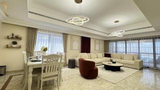 Elegant 4BR Corniche Stay Private Balcony and More - Abu Dhabi - 3