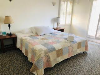 2b1b, a quiet place near the bustling area of Hollywood - 3
