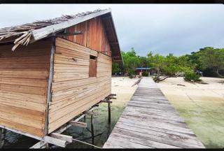 Parfrayhomesrajaampat - - 0