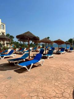 Vista Marina con piscina todo el año - 8