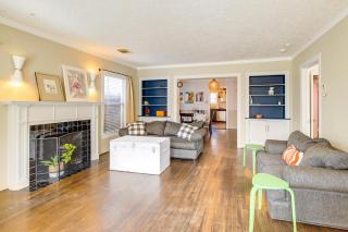 Charming Historic Houston Home with Yard! - 7
