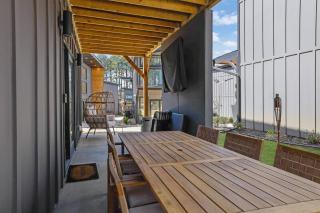 The Business Bungalow-5 mins from Airport - 2