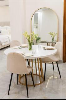 Hudsons Pent - Lahore - 4