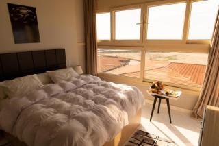 شقة فندقية باجمل اطلاطه على البحر والنيل معا - 4