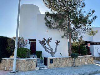 Sea Front Villa Ekaterina - Paphos - 9