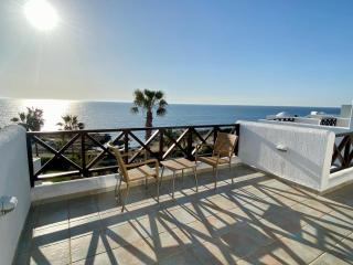 Sea Front Villa Ekaterina - 8