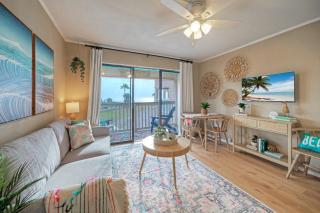 Private Balcony w Ocean View Pool Hot Tub Access Ocean Echo by AvantStay - Corpus Christi - 4