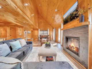Bear Hug Hideaway cabin - 1