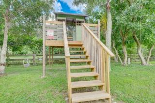 Cozy Retreat Privacy and Outdoor Charm - Bonita Springs - 4