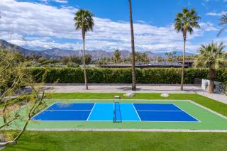 Sleeps 40 3 Luxe Villas next to Empire Polo Club Putting Green Pickleball - La Quinta - 9
