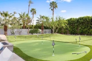 Sleeps 40 3 Luxe Villas next to Empire Polo Club Putting Green Pickleball - La Quinta - 5