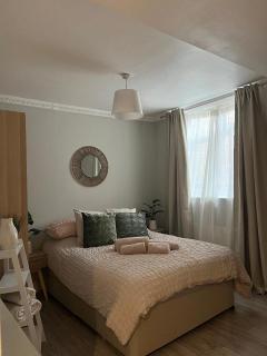 London Property Apartments for up to 6, next to Big Ben & London Eye - London - 2