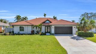 Outdoor and Indoor Paradise -Close to Beach - Bonita Springs - 4