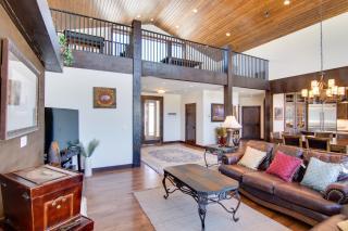 Spacious Big Sky Home with Hot Tub and Grill! - Big Sky - 6