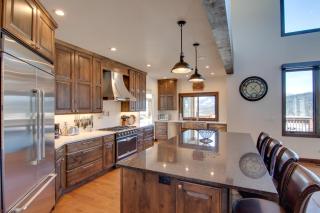 Spacious Big Sky Home with Hot Tub and Grill! - Big Sky - 2