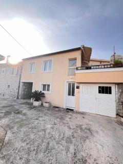 Apartment Levonda - Vrbanj - 0