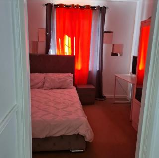 Elisha's City Apartment - Hackbridge - 4