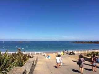Les pieds dans l'eau - Saint Malo - 0