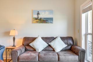 about 6 Mi to Ocean with Pool and Golf Myrtle Beach Condo - Myrtle Beach - 6