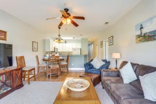 about 6 Mi to Ocean with Pool and Golf Myrtle Beach Condo - Myrtle Beach - 4