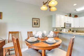 about 6 Mi to Ocean with Pool and Golf Myrtle Beach Condo - Myrtle Beach - 3