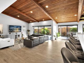 Tropical Dream House in Plantation 3 Bedroom Home with Pool - 5