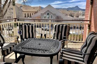 The 1900 House 1 Block From DT - 7