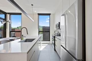 Amazing and Spacious 5BR2B in Heart of Plateau - 2