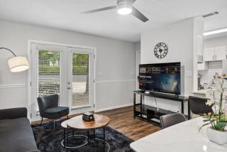 Charming 2BR Duplex 15 Min to BHM - Hoover - 9