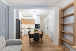 Tiflis Touch Luxe and Spacious 3BR in Old Town - Tbilisi - 7