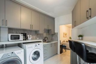 Grand Urban 4BR Luxe Loft in Griffintown - 6