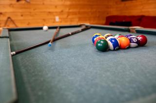 Starry Mountain View- Hot Tub - Pool Table - Prime Location - Pigeon Forge - 7
