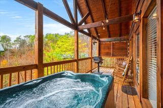 Starry Mountain View- Hot Tub - Pool Table - Prime Location - 8