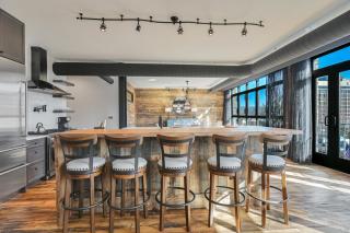 Huge 3 Bedroom Condo, Central Downtown Asheville - Asheville - 2