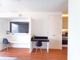 Wide Studio with Sunny Balcony Pool Gym Steps 2 Beach - Playa del Carmen - 2