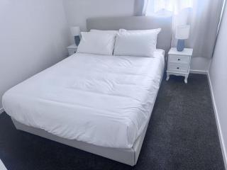 Two Bedroom Apartment - Auckland - 7