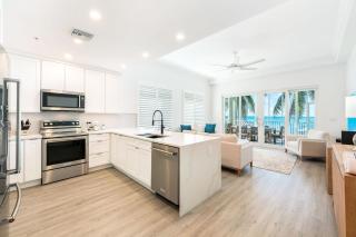 South Bay Beach Club 1 - 2 Bedroom 2 Bathroom Unit - Seven Mile Beach - 8