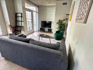 Brand new 4BR 3BA Combined apartments with city views - Cleveland - 1