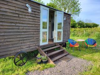 Sunrise Shepherd's Hut - 8