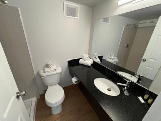 The Lodge Inn - 9