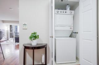 Luxury 2Br 2Bath 1 Prk Condo SQ1 Toronto Airport - Mississauga - 8