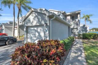 Gorgeous Lake View & Brand New Furnishings - Naples - 6