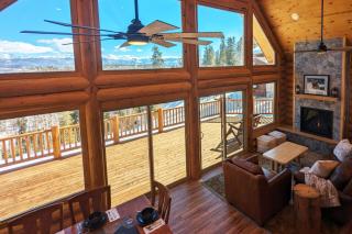 New Log Home, Hot Tub For 8, Views! - 8