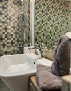 Vibrant studio - 15m to marina - 3