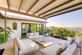 Luxe Mid-Century Austin Home with Canyon Views - Austin - 0